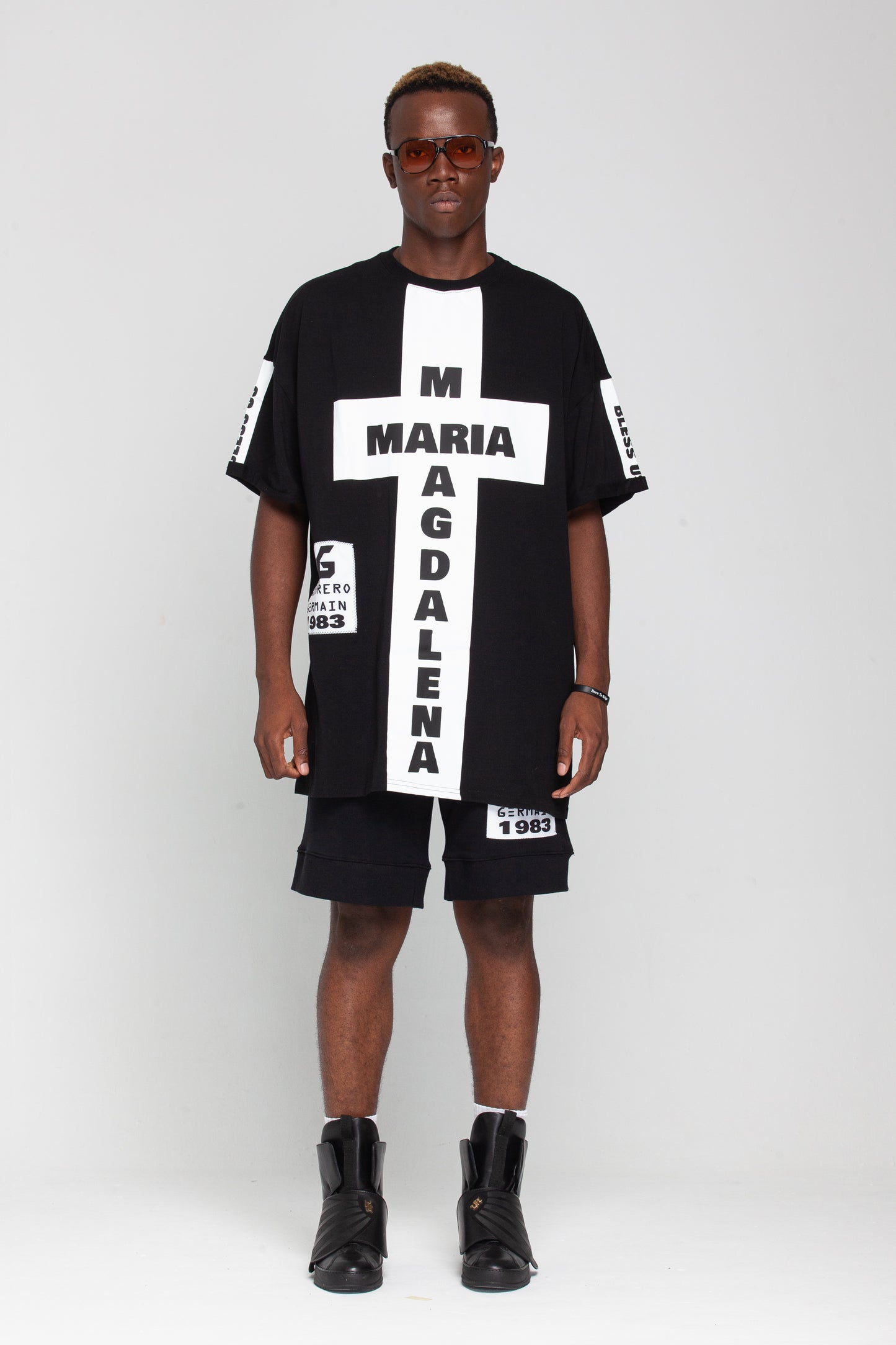 OVERSIZED (ONE SIZE) T-SHIRT "MARIA MAGDALENA"