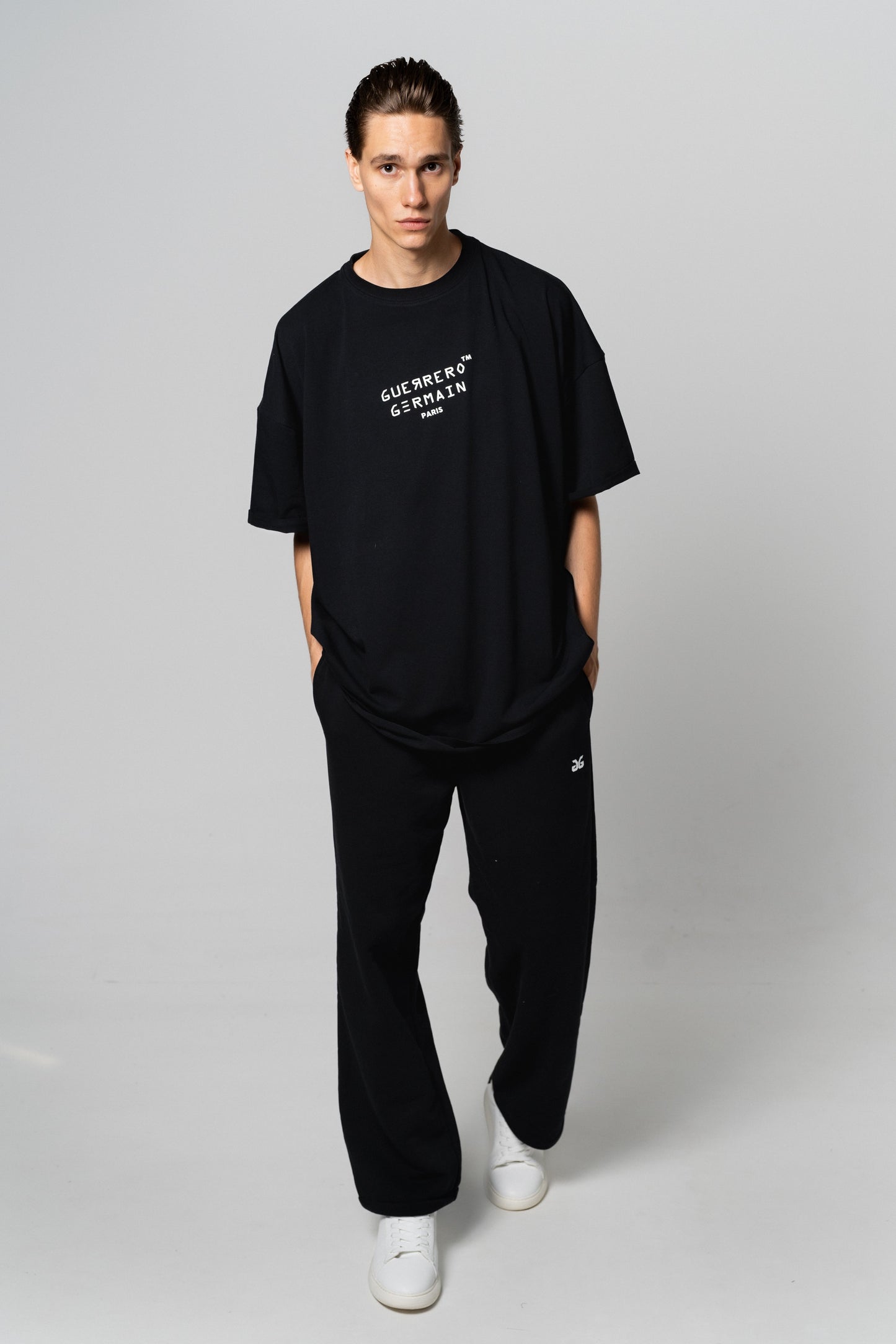 "GUERRERO GERMAIN PARIS" OVERSIZED T-SHIRT (ONE SIZE/ UNISEX)