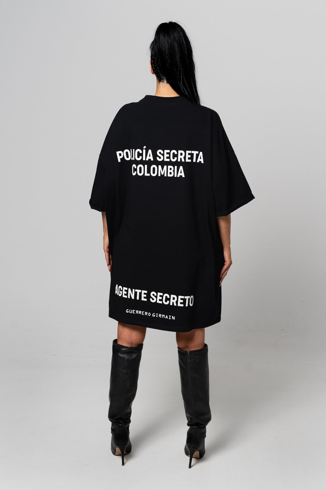 "AGENTE SECRETO" OVERSIZED T-SHIRT (ONE SIZE/ UNISEX)