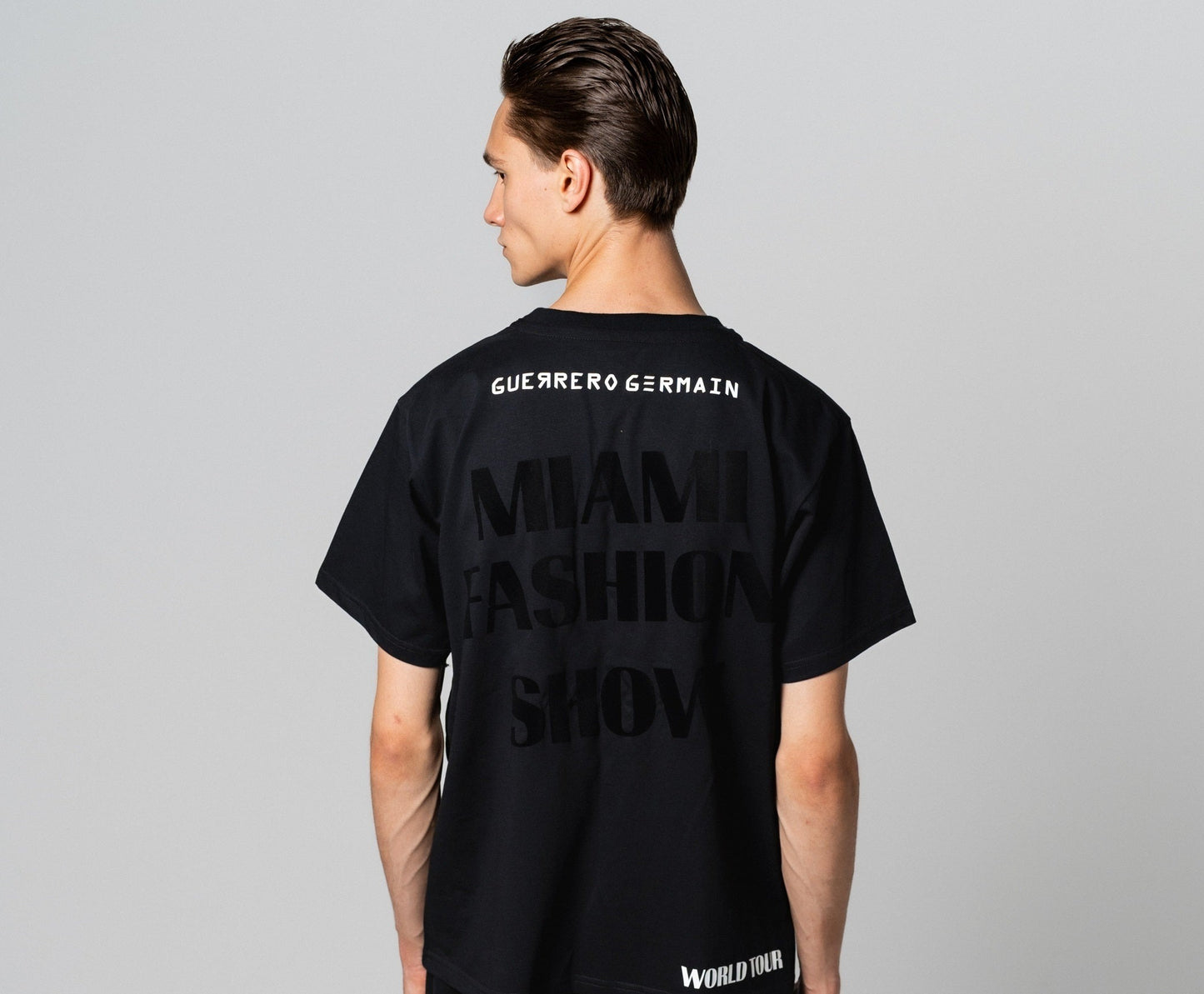 "THE MIAMI FASHION SHOW" OVERSIZED T-SHIRT (ONE SIZE/ UNISEX/ BLACK PRINT)