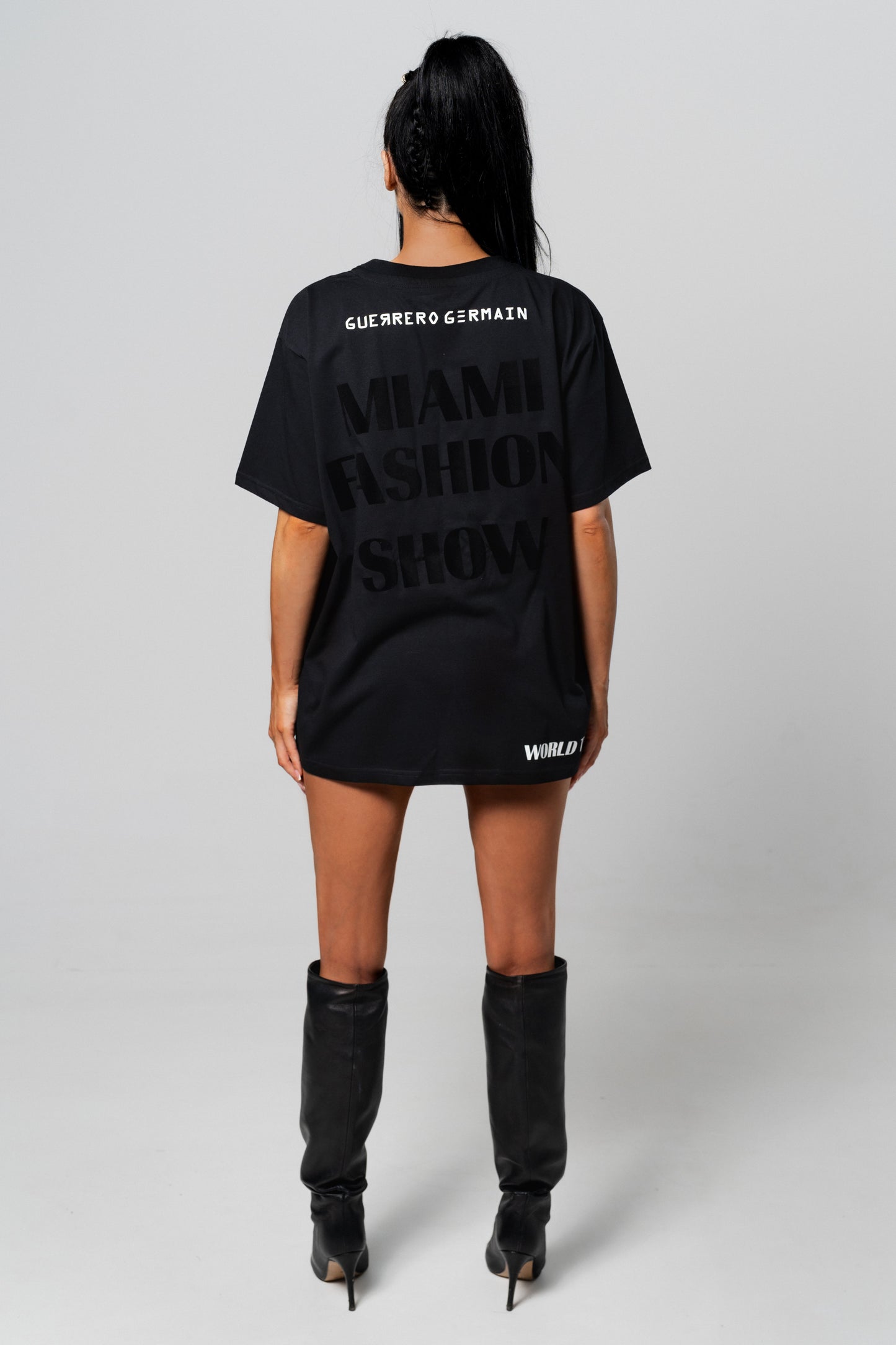 "THE MIAMI FASHION SHOW" T-SHIRT - NORMAL SIZES (BLACK PRINT)